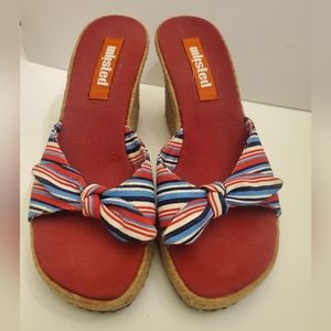 Unlisted Sandals Red Bow Womens Size 8. Pre-owned  super clean!